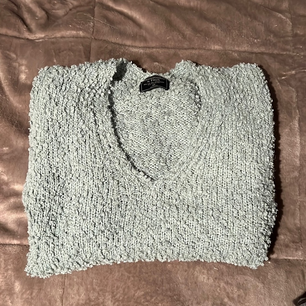 A&F sweater